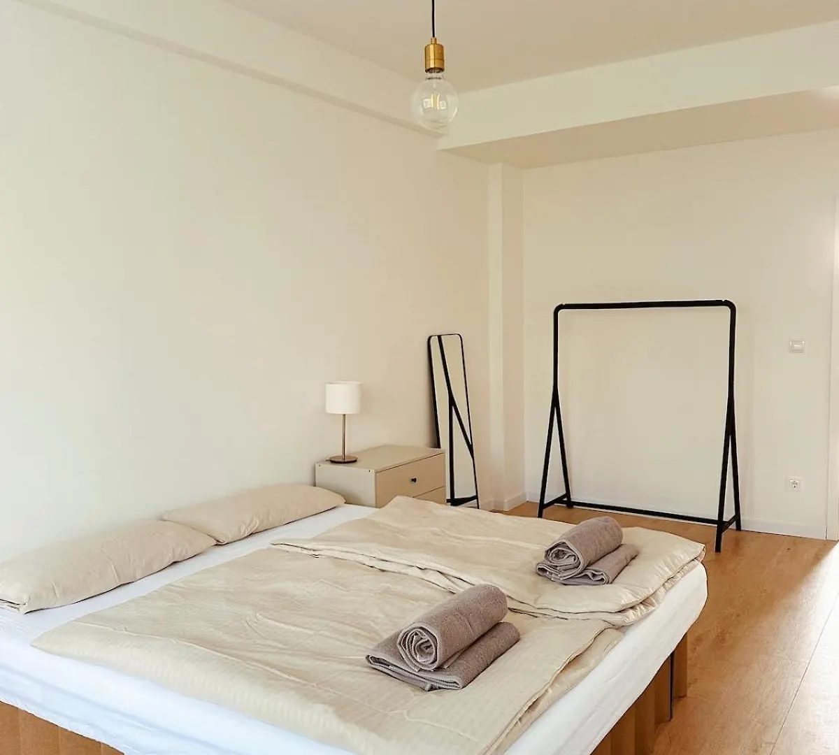 דירות Helles Elegantes Zimmer In Berlin-Schoeneberg 2  ברלין
